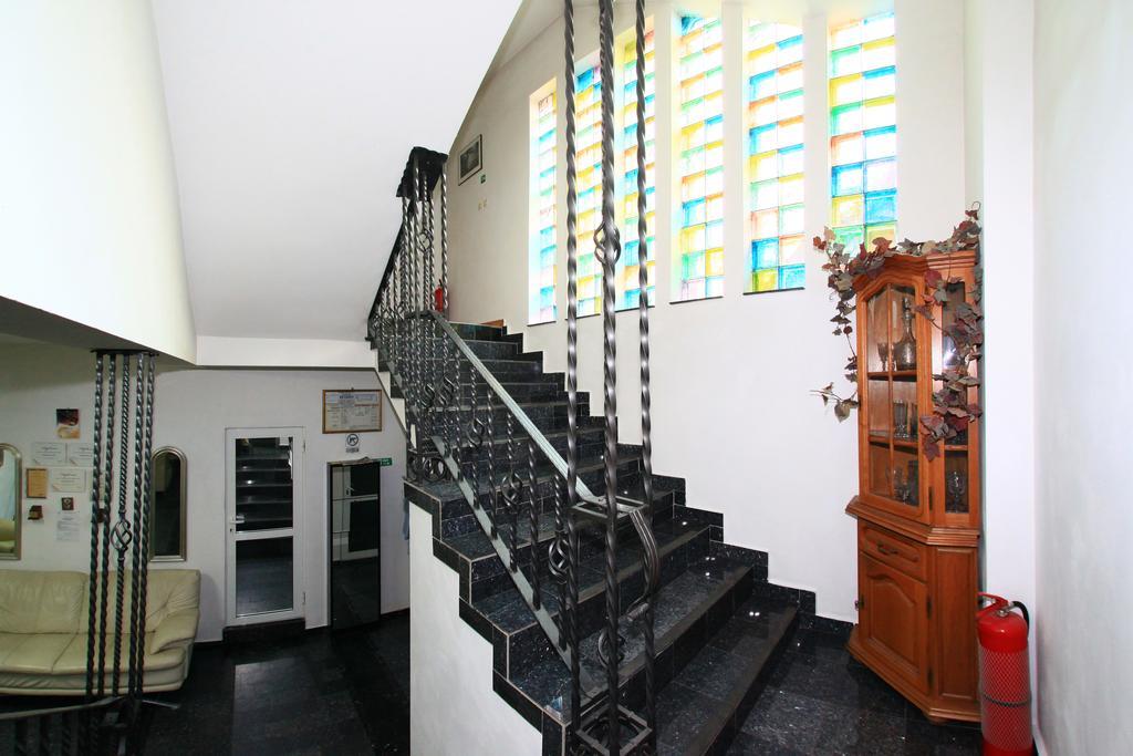 Pensiunea Bianco Nero Тимишоара Экстерьер фото